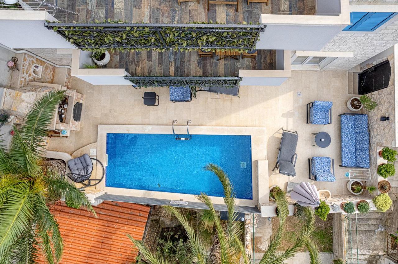 Villa Capitis In The Center- Luxury Apartment With Swimming Pool 흐바르 외부 사진