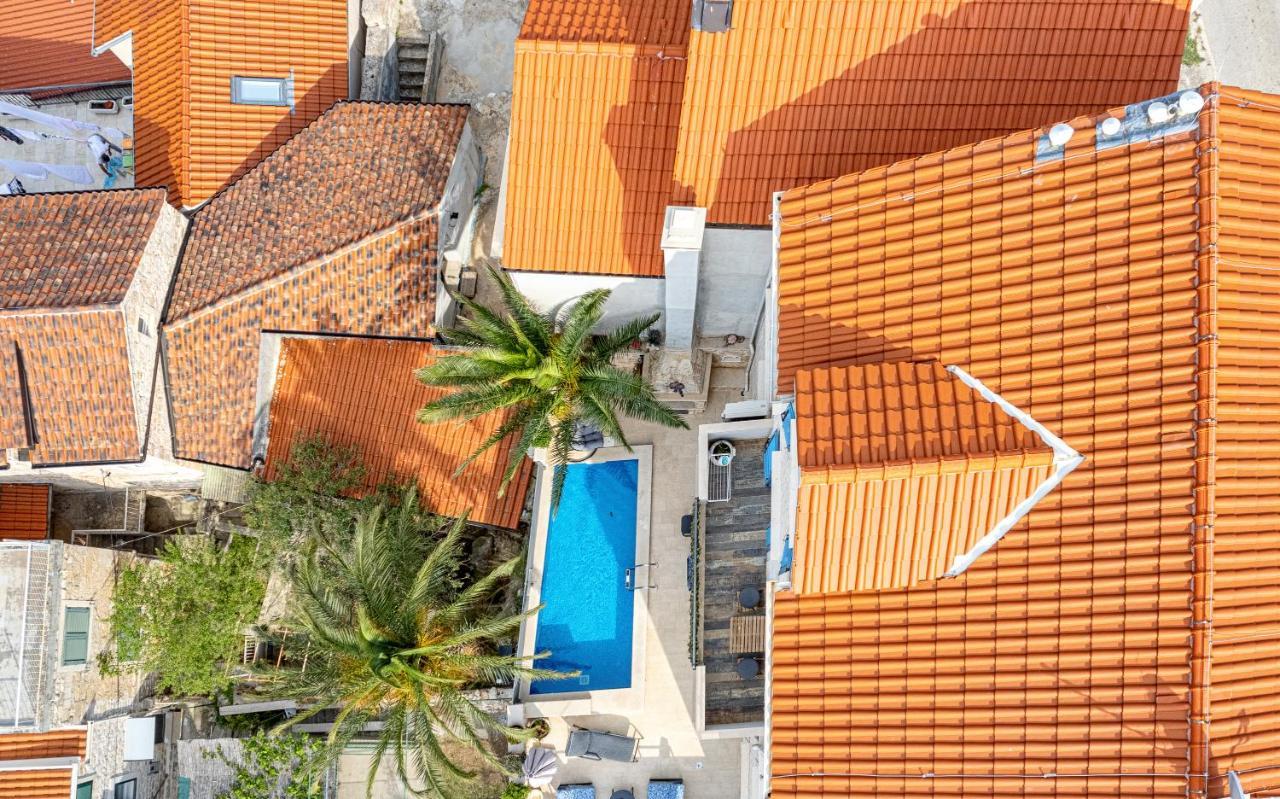 Villa Capitis In The Center- Luxury Apartment With Swimming Pool 흐바르 외부 사진