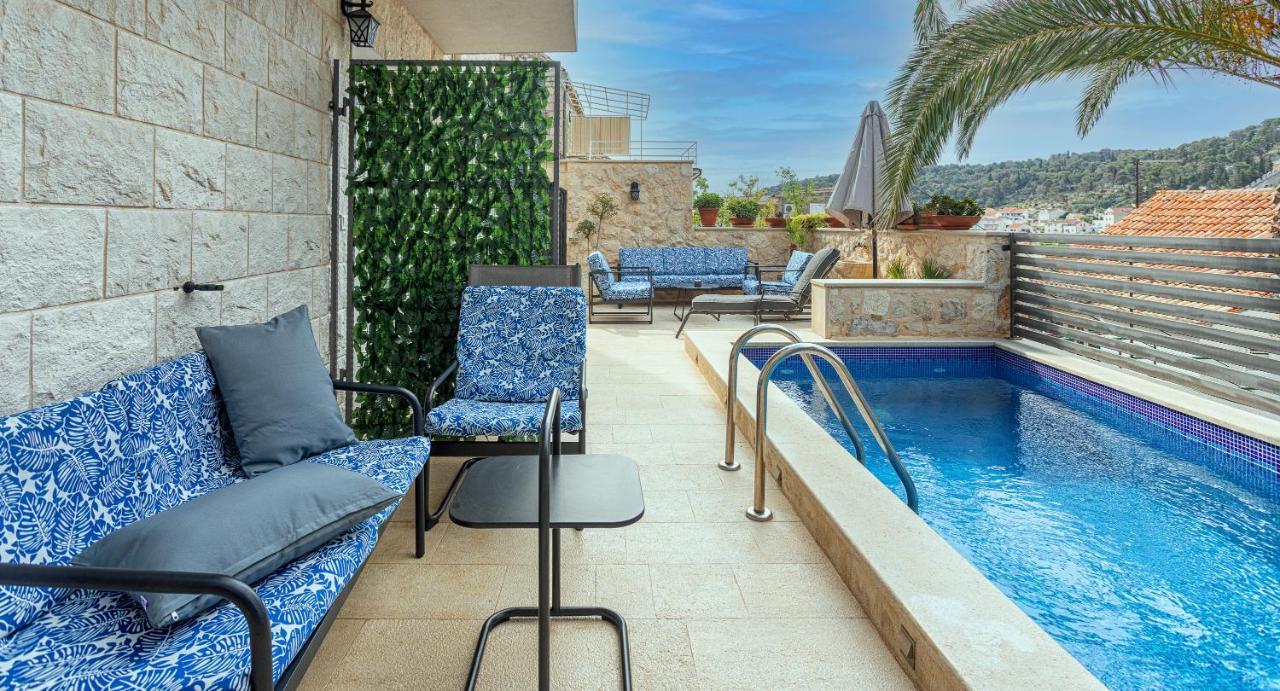 Villa Capitis In The Center- Luxury Apartment With Swimming Pool 흐바르 외부 사진